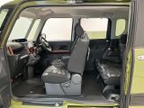 中古車をお選びいただく際に気になる走行距離や修復歴などに加えてキズ・凹みの有無・状態や消耗品の交換、今までの整備状況が &ldquo;ダイハツ認定中古車カルテ&rdquo;でわかります。