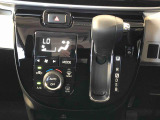 温度を設定すれば、自動で車内の温度管理をしてくれる優れものです♪ATミッションで運転楽々