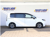 神奈川でお車を探すなら リバーサイド 。当店では在庫数800台展示中となります。残価設定型ゴジュッパローンをメインで販売しており月々のお支払いをお安く高年式車を乗りたい方へ是非ご検討ください。