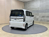 お車をご購入時のみご入会頂ける「メンテナンスパスポートUプラン」がございます。定期点検と次回車検整備費用を前払い頂くことでお得に整備をお受け頂けます。