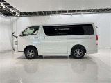 スライドドア開口部が広く荷物の荷物の出し入れがスムーズにできます。