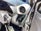 ご成約のおクルマ全て、エンジンオイルを交換してご納車させていただきます!また、点検時に消耗品の状態確認も行い必要に応じて新品交換させていただきます!
