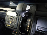 【CVT】無段変速機という意味です。 オートマミッションの中でも、ギヤによる変速をしないので、その分燃費が上がり経済的☆