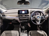 ☆センターパネルを運転席側に僅かに傾けたBMW独特のインパネ☆【駆け抜ける歓び】はここからもスタートしております☆