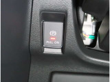パーキングブレーキは電動式になっております〇