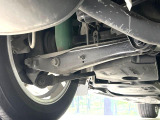 お車を安心してお乗りいただく為には、足回りの定期点検が欠かせません。サービスサポート(有償保証)では無料点検もご提供しており、安心のカーライフをお過ごしいただけるサポート体制が整っています。