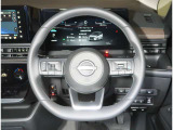 【ハンドルまわり】運転席から見たハンドルまわりです。