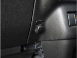 【フック】買い物袋やゴミ袋をひっかけるのに便利です。