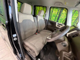 運転席シート廻りは使用感も少なく、良好な状態となっています。丁寧に使われていたことがよくわかりますね。
