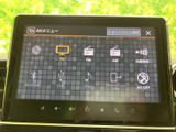 ラジオ、CD、USBなど、多彩なソースに対応。お好みの音楽をクリアな音質で楽しめます。Bluetooth接続でスマホの音楽も再生可能。
