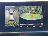 【パノラミックビューモニター】専用のカメラにより、上から見下ろしたような視点で360度クルマの周囲を確認することができます☆死角部分も確認しやすく、狭い場所での切り返しや駐車もスムーズに行えます。