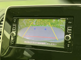狭い場所での駐車も安心です。後方の状況をわかりやすく表示し、安全な運転をサポートします。運転に自信がない方にもおすすめです。