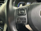 ステアリングスイッチ装備!運転しながら手元でオーディオの操作などができます。