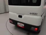 当店は、ダイハツディーラーである愛知ダイハツ直営の中古車販売店です。このお車のように試乗車やサービスカー等で使用していた程度の良いお車を多数そろえました。是非、一度見に来て下さい。