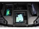 もしもの時のパンク修理キット。空気バルブに薬剤を入れて電動コンプレッサで空気を送り込むだけなので危険な作業や体力が少なくてすみます。ですがあくまで応急処置の為本修理が必要です。