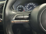 ステアリングスイッチ装備!運転しながら手元でオーディオの操作などができます。