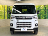 弊社では、全車『修復歴なし』のお車のみ取り扱っております。専任バイヤーによる厳選した仕入れの後、入庫後の車両チェックを行い、ネクステージが認定した高品質な中古車をご提供しております。