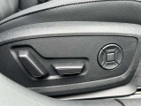 ●電動シート『車両の座席を電動で調整できます。ドライバーや乗客がボタンを押すことで、シートの前後、上下、背もたれの角度などを簡単に調整できます』個々の体型や好みに合わせた快適な座り心地を実現できます。