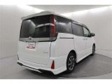 クルマの状態を徹底検査して公開!中古車は1台ずつコンディションが違います。トヨタでは中古車の総合評価や内外装の状態などをひと目で分かるよう、プロの検査員が実施した車両検査証明書をご用意しています。