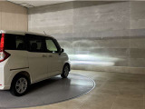 LEDヘッドランプです。十分な明るさを保ちつつも消費電力が少なく、バルブ寿命も長いのが特徴です。瞬時にMAXの光量を発揮するのもLEDならではです。