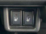 運転席・助手席シートヒータースイッチ