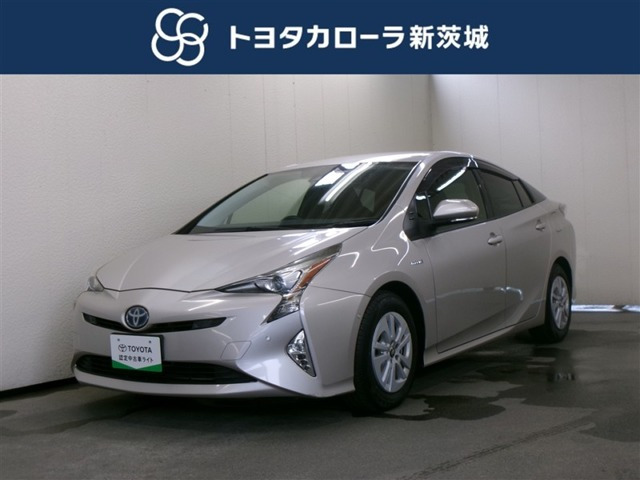 プリウス 1.8 S セーフティ プラス 