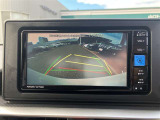 バックモニター付きで駐車も安心!