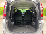普段のお買い物や通勤、送迎等に十分な荷室スペースを確保しております。セカンドシートを倒すと、大きな荷物の積載も可能です♪