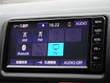 CD・ブルートゥースを使用することができます。