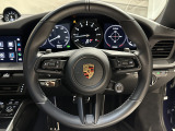 オプション設定のレザー仕上GTスポーツステアリングホイール