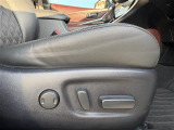 ◆電動パワーシート◆スイッチでシートポジションの調節が可能なパワーシート。快適な運転姿勢が実現でき、ドライブを一層お楽しみ頂けます。