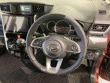 納車前にはプロのメカニックが点検、整備を行いますので安心してお乗り頂けます!!