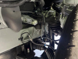 お車を安心してお乗りいただく為には、足回りの定期点検が欠かせません。サービスサポート(有償保証)では無料点検もご提供しており、安心のカーライフをお過ごしいただけるサポート体制が整っています。
