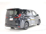 当社では自動車保険、ドライバーに支持されているロードサービスJAFも取り扱いしております。