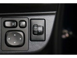 車体が傾いた状態の時にヘッドライトの光の高さを上下に調整することが出来ます!