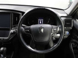 各操作スイッチなどもハンドルから手を放すことなく操作可能で安全運転に支援いたします!