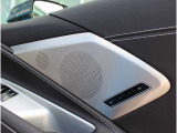 サウンドは、BOSE社製のスピーカーを採用!社内に、合計14個のスピーカーが設置されており、設定で重低音などの調整が可能!