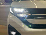 オートライト装備。周囲の明るさに合わせて自動でライトを点灯・消灯し運転時の操作負担を軽減します!