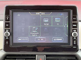 TV、FM/AM、Bluetooth Audio、SDカード、DVD再生、 CD録音/再生など対応の高性能9インチ大型ナビです。