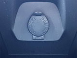 トヨタ認定中古車 5人乗り 23000キロ 電動リヤゲート 全周囲カメラ BSM  ナビ&フルセグTV Bluetooth LEDヘッドライト アルミホイール スマートキー ETC  ドラレコ ブラインドスポットモニター