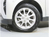 タイヤサイズは【155/65R14】アルミホイールです〇