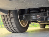 お車を安心してお乗りいただく為には、足回りの定期点検が欠かせません。サービスサポート(有償保証)では無料点検もご提供しており、安心のカーライフをお過ごしいただけるサポート体制が整っています。