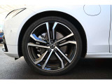 詳細お問い合わせは、VOLVO CAR姫路まで。079-292-5481