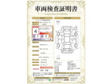 【4】キズ、へこみは少なく、全体的に良好な状態です。弊社では、全車両に対して「認定車両検査員」がクルマの状態をくまなく検査し、修復歴はもちろん、わずかなキズも正確にお伝えします。