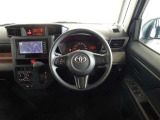 視界良好、操作しやすい運転席です。