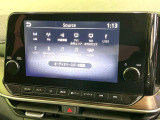 【メーカー純正9型ナビ】インテリアに溶け込むスタイリッシュな「専用設計」メーカーナビを装備♪視認性や操作性など基本性能にも優れ、より上質なカーライフをお楽しみいただけます。