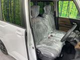 もちろん車内はキレイです♪よりクリーンな状態をキープしたいお客様には『ナノゾーンコート』がおすすめ!新型コロナウイルス対策や、除菌・消臭に効果を発揮し多くの方にご好評いただいております。