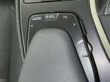 TVが見れるチューナーを装備しています。 新しい車でも付いていないことで、TVが見れない事も多々あるので要チェックです。