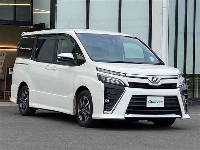 ヴォクシー 2.0 ZS 修復歴無し