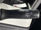 【オートライト(AUTO)】外の明るさをシステムが感知して、自動でヘッドライトが点灯します!ヘッドライトをつけ忘れを防ぐ便利機能です。